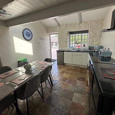 Dwylig Isa Holiday Cottages Rhuddlan Екстер'єр фото
