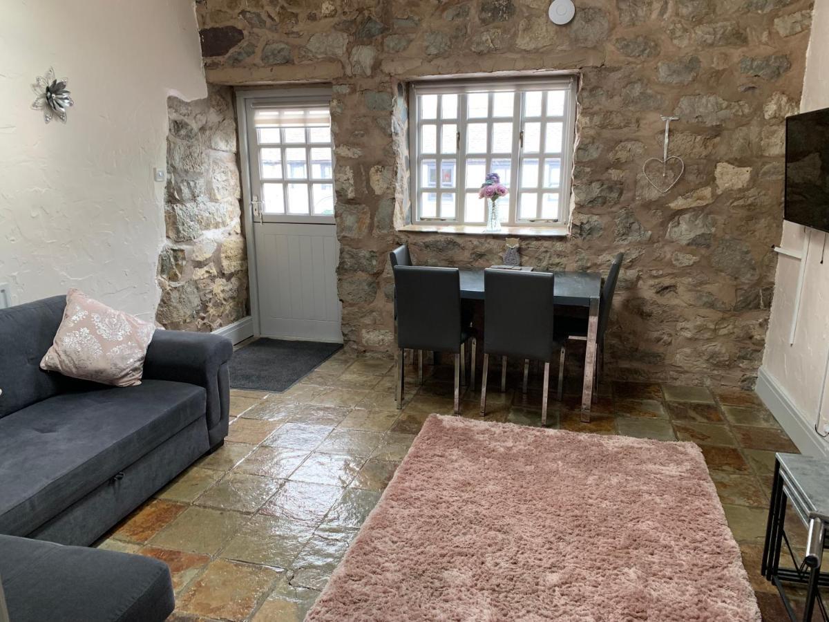 Dwylig Isa Holiday Cottages Rhuddlan Екстер'єр фото