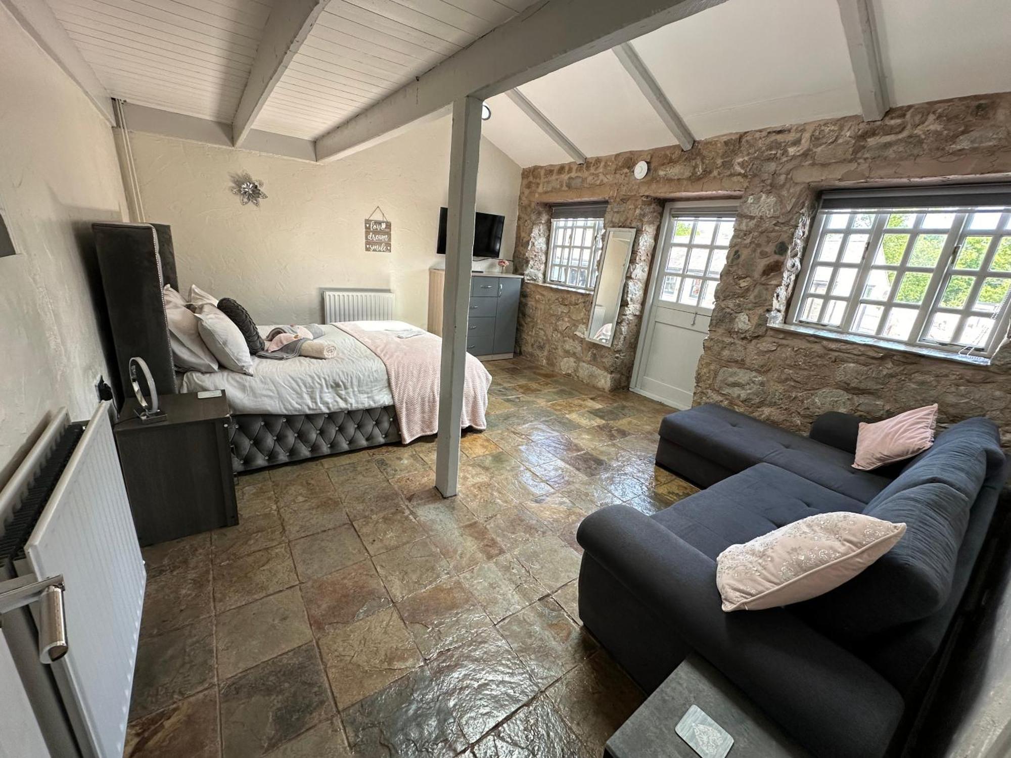 Dwylig Isa Holiday Cottages Rhuddlan Екстер'єр фото